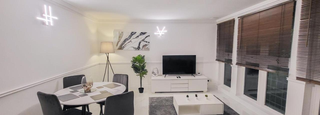 Stunning 2 Bedroom Apartment In Canary Wharf - Morland Apartments Londres Exterior foto